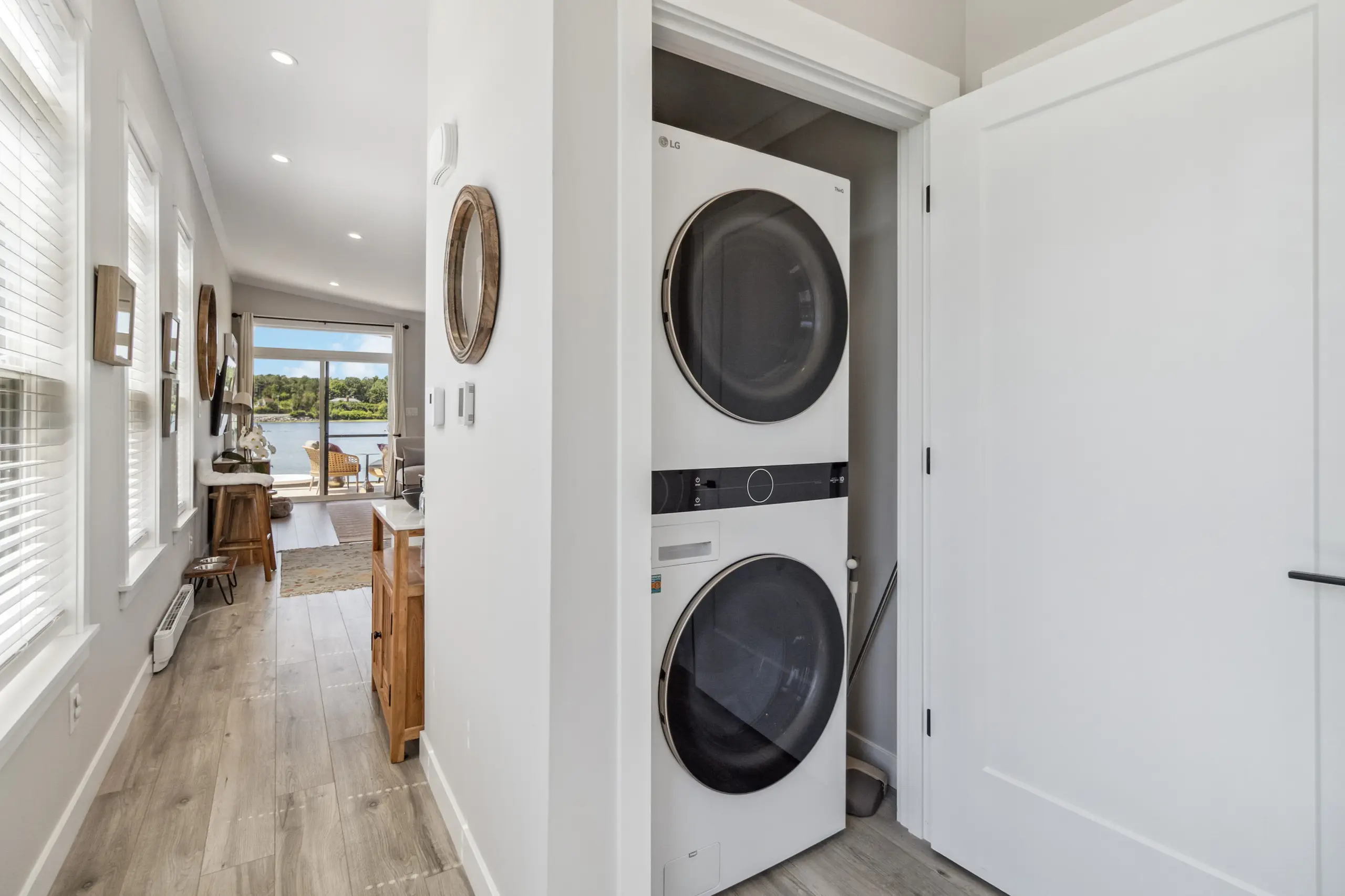 kent-homes-mini-custom-laundry.jpeg