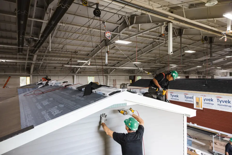 Kent-Homes-Modular-Construction-Factory-Roof-Installation.png