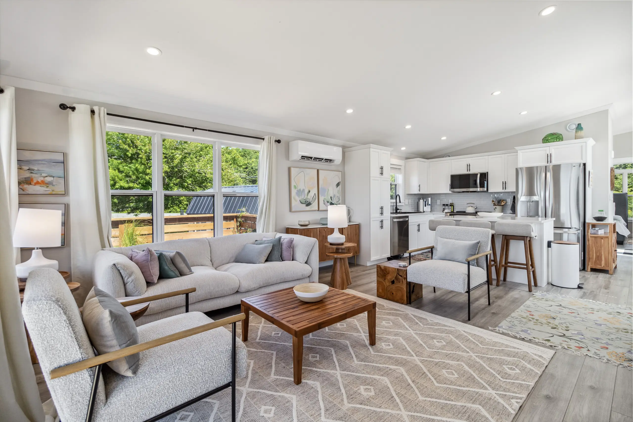 kent-homes-mini-custom-livingroom (1).jpeg