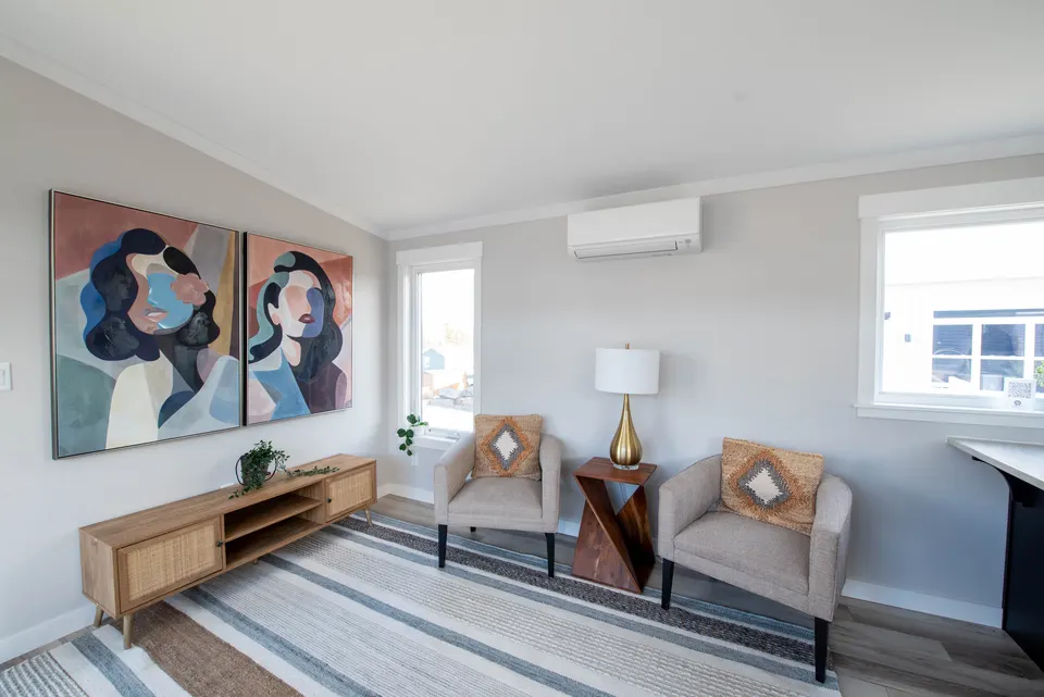 kent-homes-lynx-sitting-area.jpg