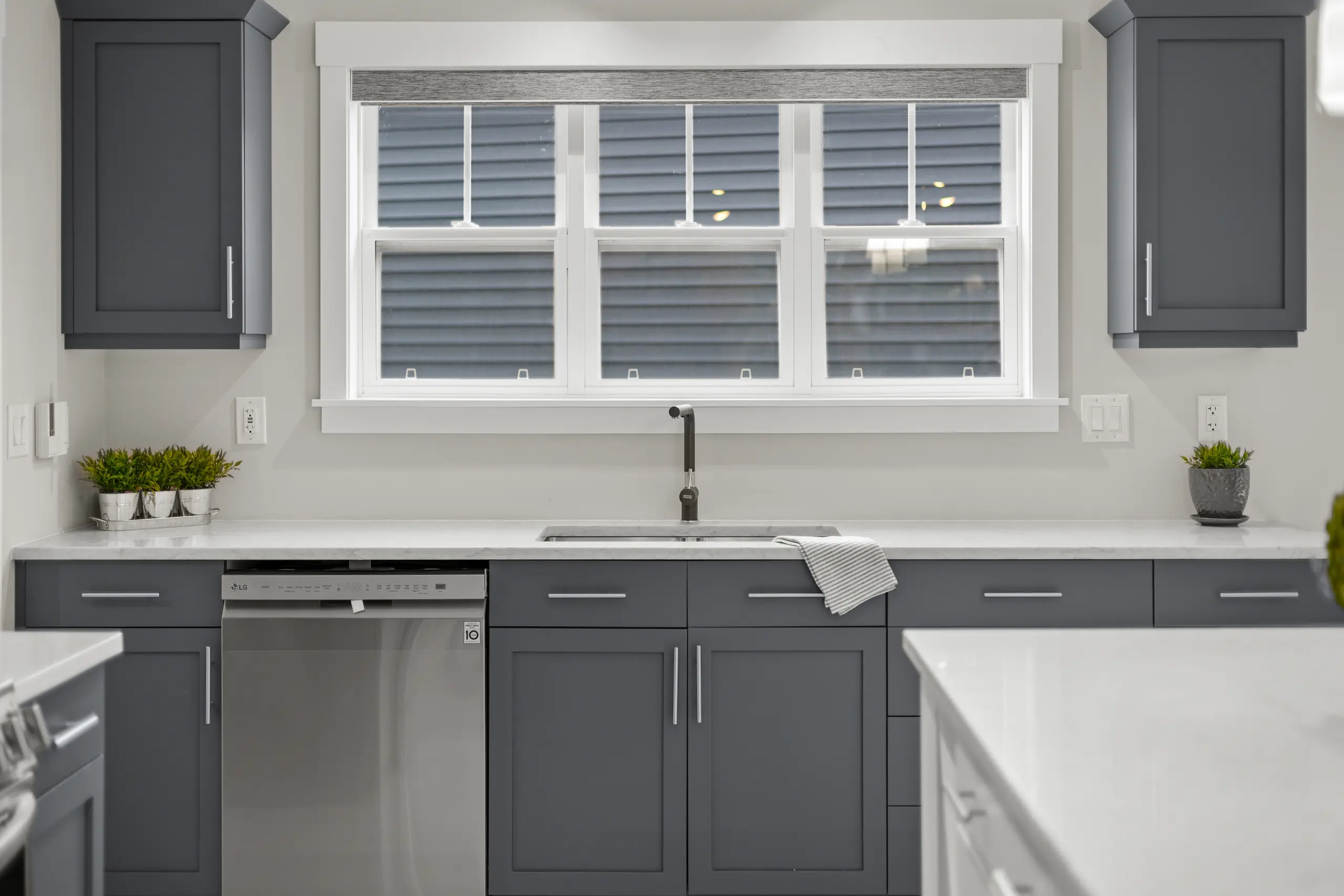 kent-homes-maeva-galley-kitchen.jpg