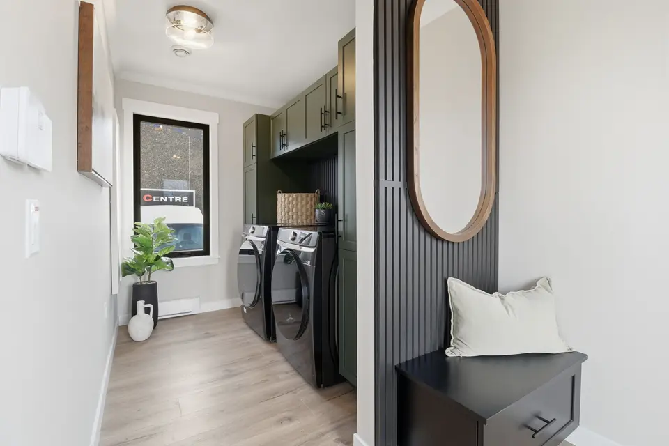 Kent-Homes-Interior-Laundry-Mudroom-Storage-Area.jpg
